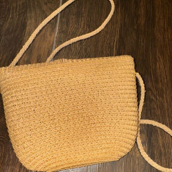AKTUDY Woven Straw Crossbody Bag – Boho Raffia Summer Purse with XL handle - Picture 2 of 10
